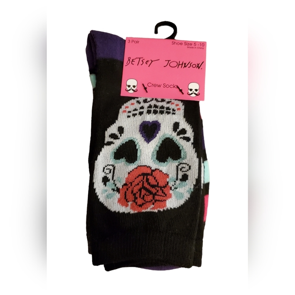 Women's New Betsey Johnson Sugar Skulls Dia De Los Muertos Crew Socks 3 Pairs
